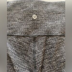 Lululemon Wunder Under Luon Variegated Knit Black Heathered Black Size 6
